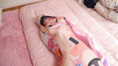 It's impossible for a real girl to be in my body pillow.