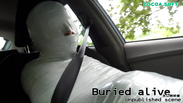 Buried alive -Unpublished scene-